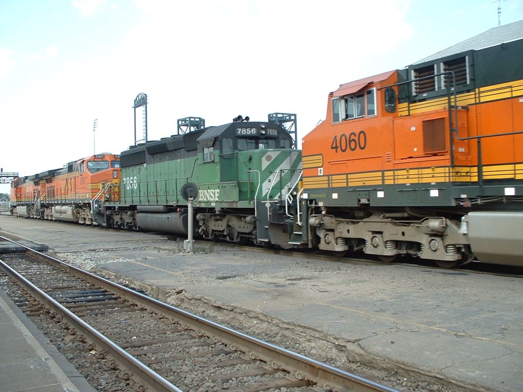 BNSF 7856